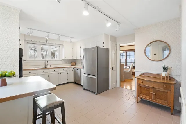 $569,000 | 32 South Pine Street, Haverhill, MA 01835