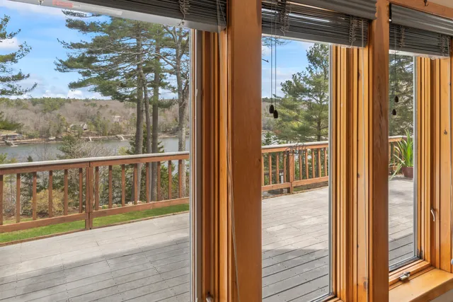 $1,699,000 | 33-30 Taylor Road, Westport Island, ME 04578