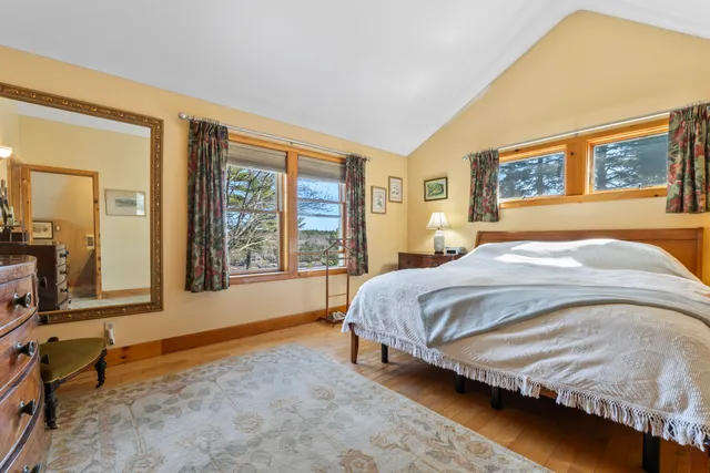 $1,699,000 | 33-30 Taylor Road, Westport Island, ME 04578