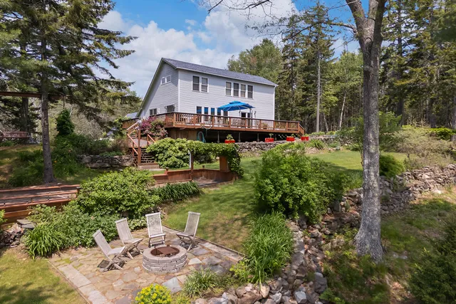 $1,699,000 | 33-30 Taylor Road, Westport Island, ME 04578