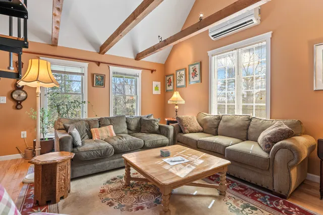 $1,699,000 | 33-30 Taylor Road, Westport Island, ME 04578