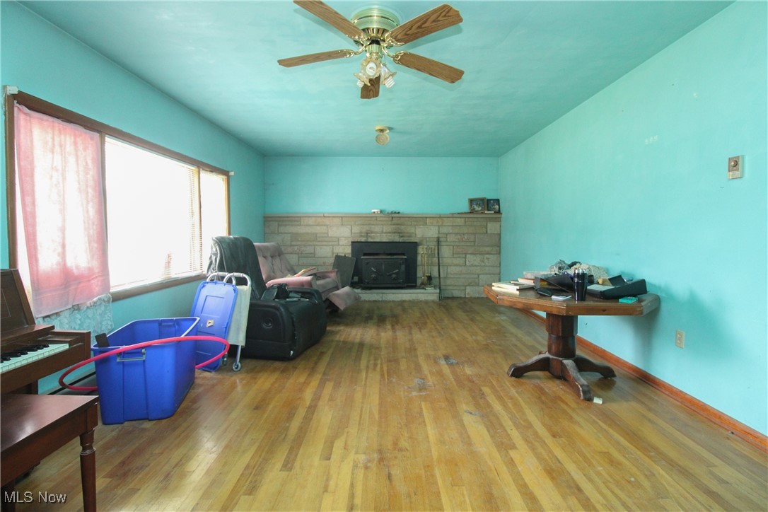3279 Durst Clagg Road Warren, OH 44481 - Photo 14 of 33 Living Room