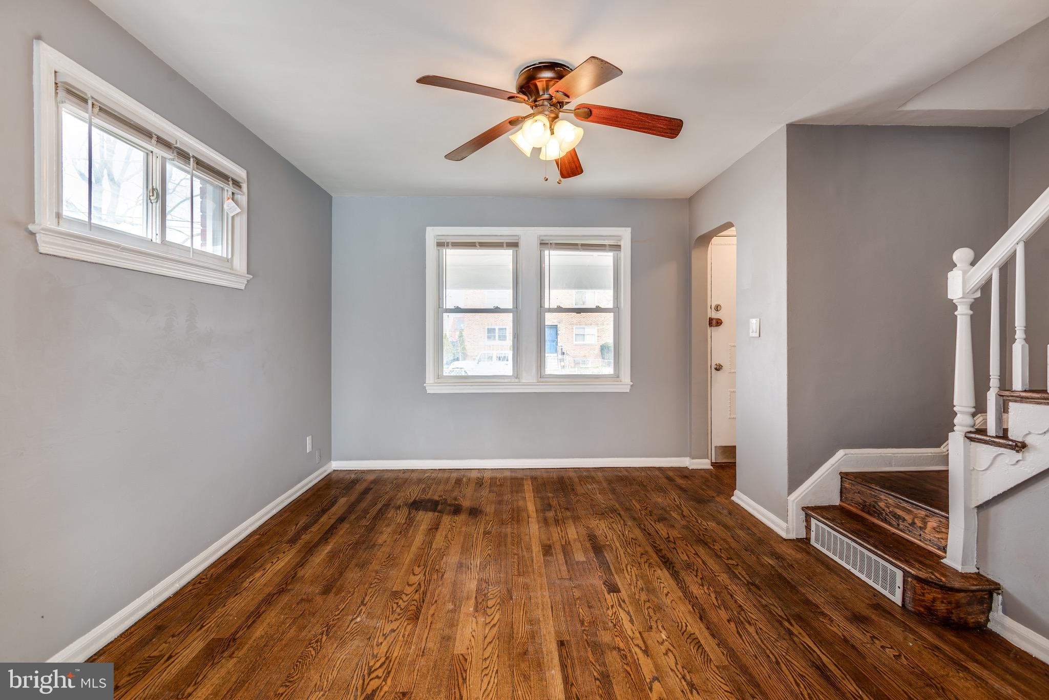 162 Forrester Street Southwest Washington, DC 20032 - Photo 2 of 26 Living Room