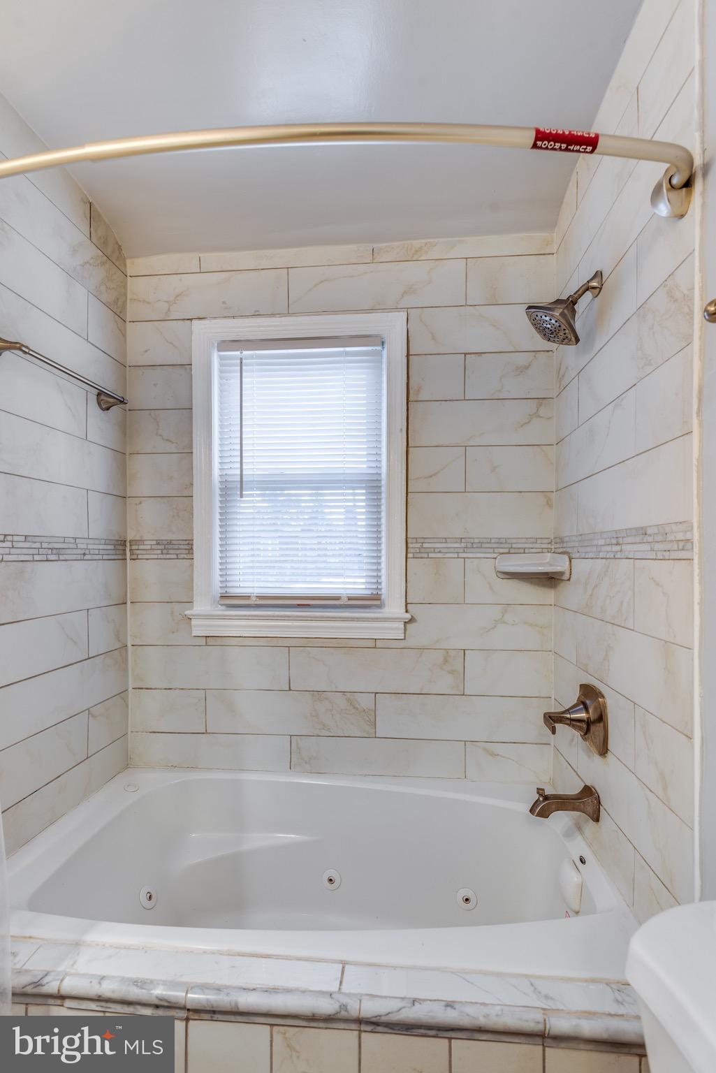 162 Forrester Street Southwest Washington, DC 20032 - Photo 18 of 26 Bath