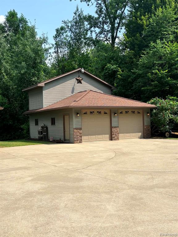 2159 East Bevens Road Caro, MI 48723 - Photo 2 of 38
