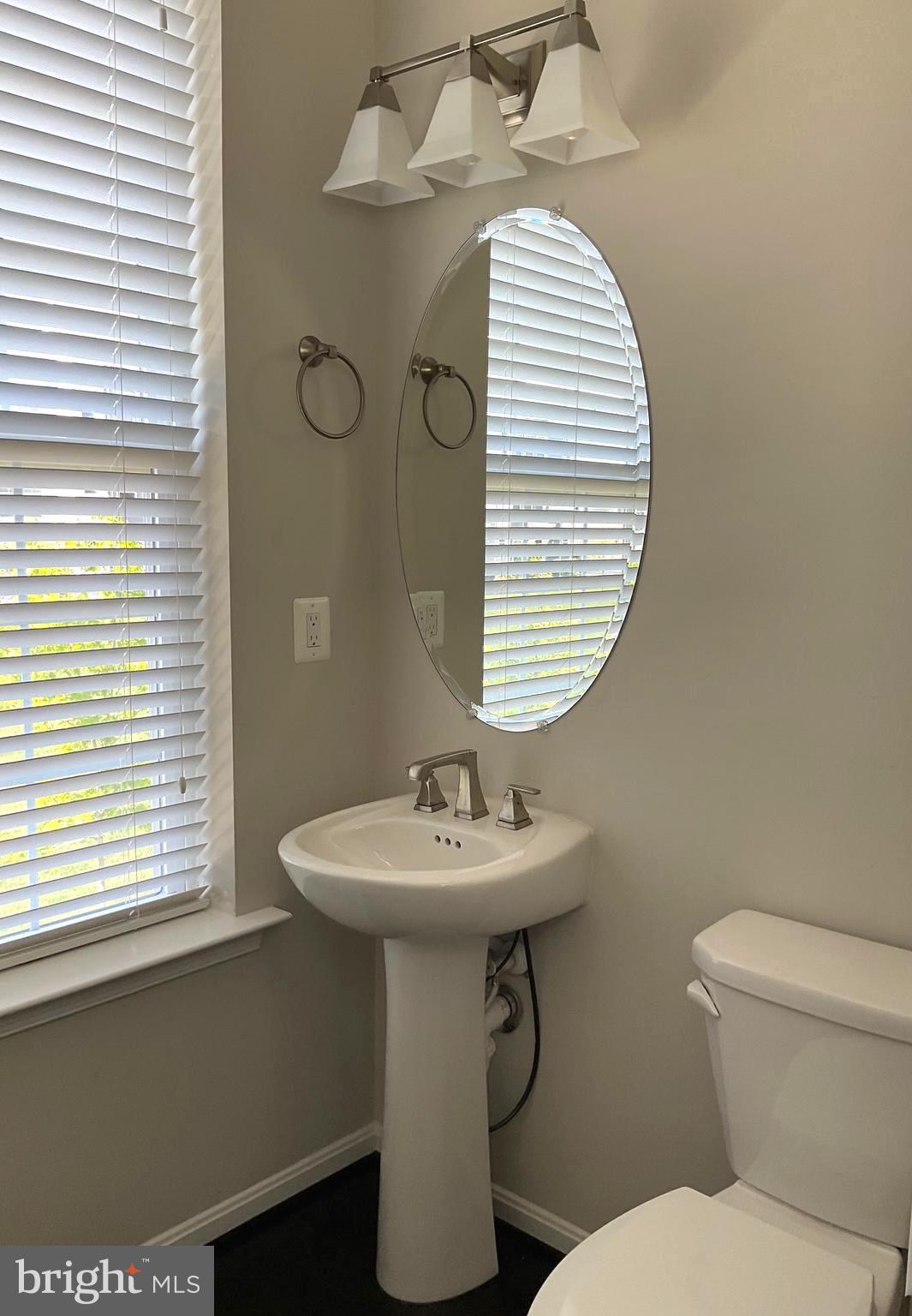 650 Blandwood Road Frederick, MD 21701 - Photo 6 of 14 Powder Room