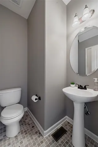 $2,100 | 3493 Southwood Drive, Clarksville, TN 37042