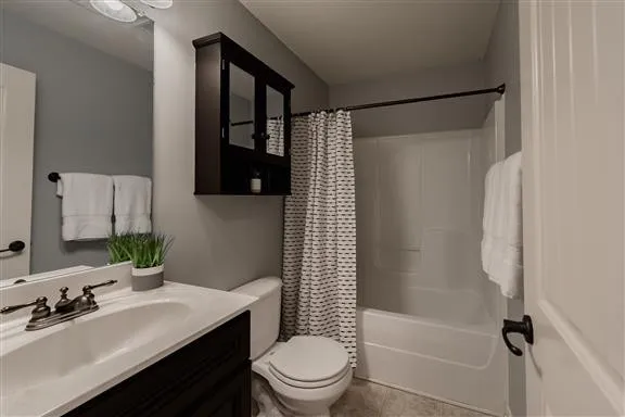 $2,100 | 3493 Southwood Drive, Clarksville, TN 37042