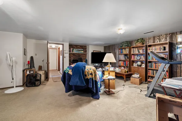 $584,000 | W6729 County Road Z, Unit W6725, Plymouth, WI 53073