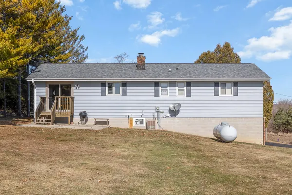 $584,000 | W6729 County Road Z, Unit W6725, Plymouth, WI 53073