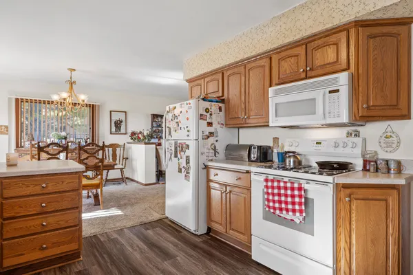 $584,000 | W6729 County Road Z, Unit W6725, Plymouth, WI 53073