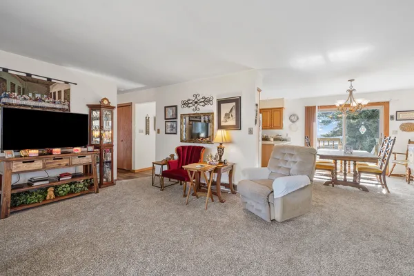 $584,000 | W6729 County Road Z, Unit W6725, Plymouth, WI 53073