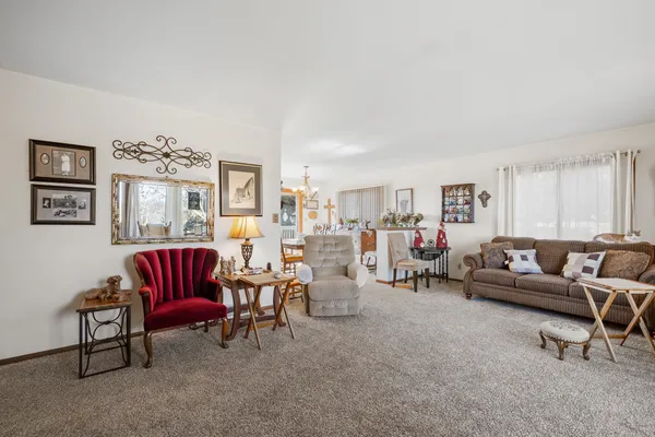 $584,000 | W6729 County Road Z, Unit W6725, Plymouth, WI 53073