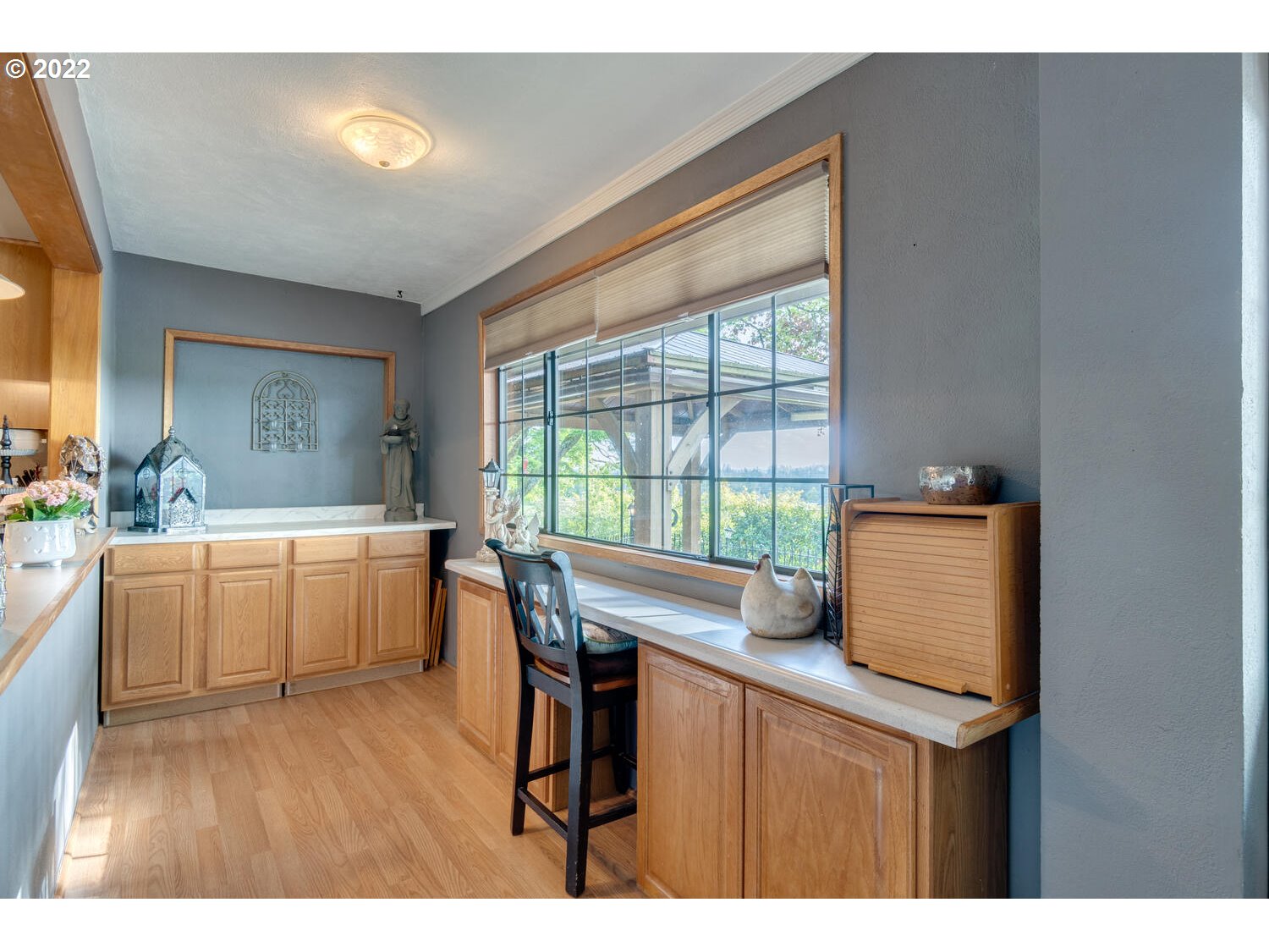 27474 Southwest Mountain Road West Linn, OR 97068 - Photo 10 of 31 Kitchen/Nook