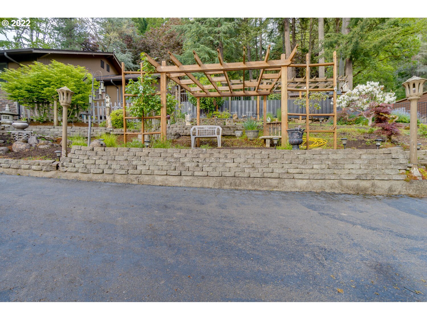 27474 Southwest Mountain Road West Linn, OR 97068 - Photo 4 of 31 Gallery Image 4