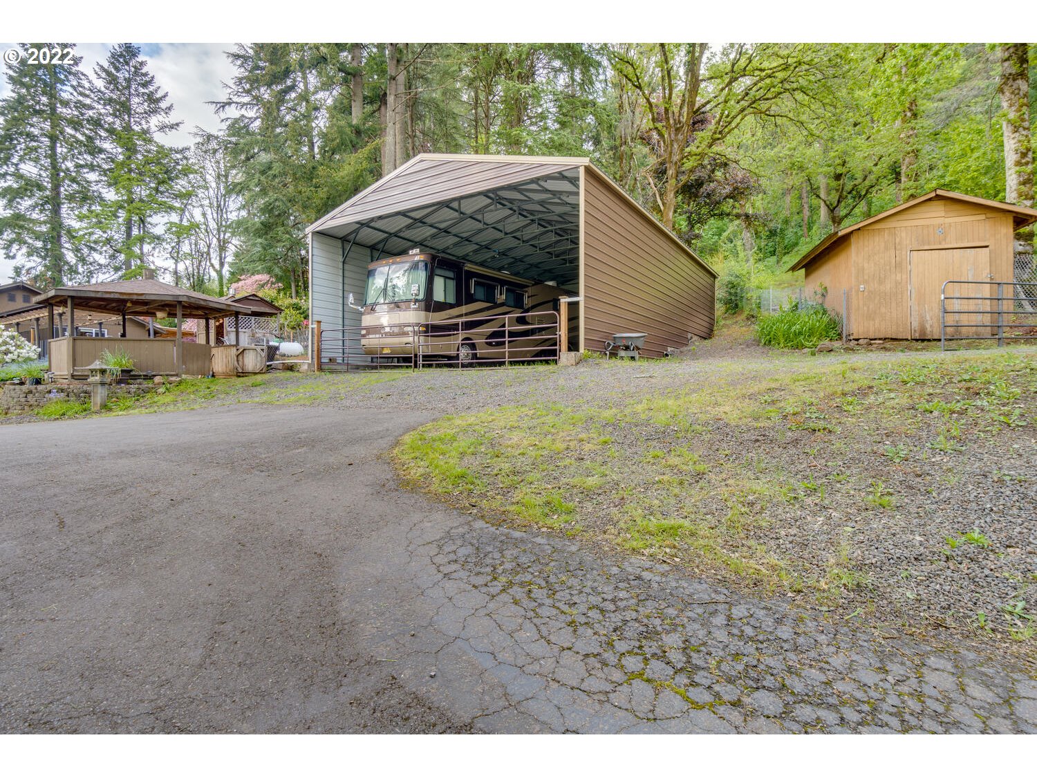 27474 Southwest Mountain Road West Linn, OR 97068 - Photo 7 of 31 RV Garage