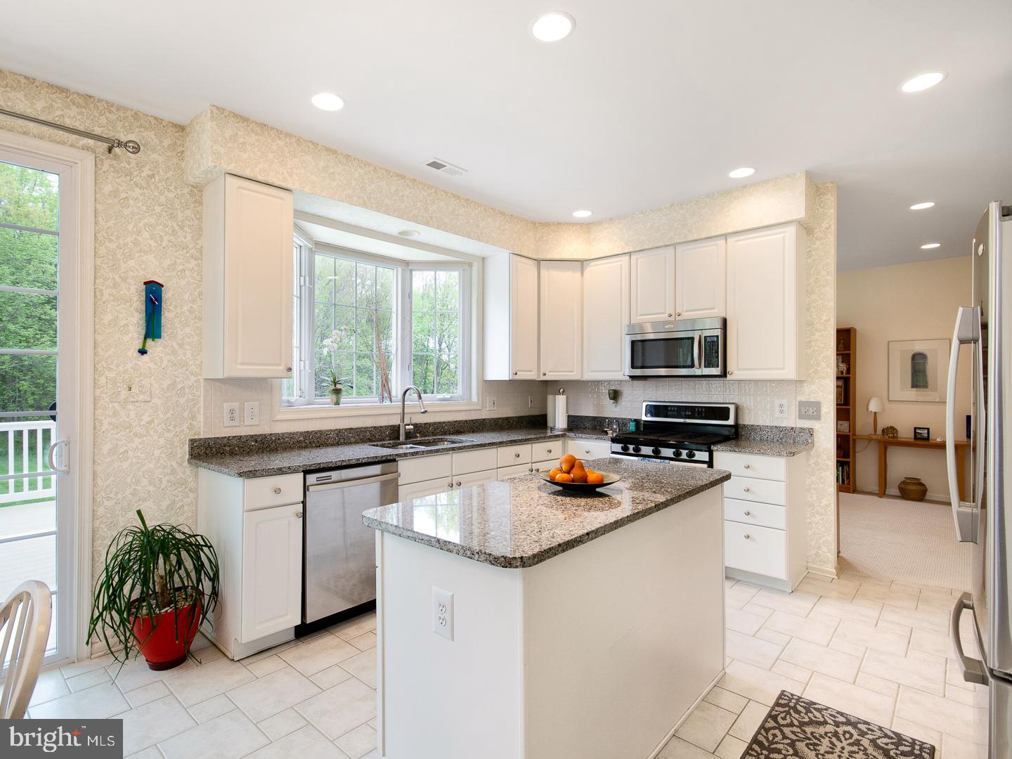 33 Mallard Drive Mount Laurel, NJ 08054 - Photo 9 of 48 Kitchen