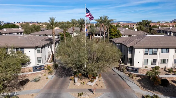 $1,585 | 6900 East Princess Drive, Unit 1120, Phoenix, AZ 85054