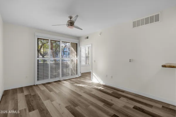 $1,585 | 6900 East Princess Drive, Unit 1120, Phoenix, AZ 85054
