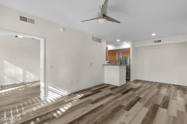 $1,585 | 6900 East Princess Drive, Unit 1120, Phoenix, AZ 85054