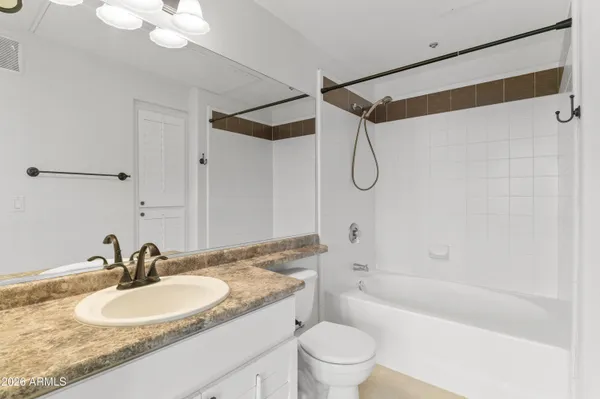 $1,585 | 6900 East Princess Drive, Unit 1120, Phoenix, AZ 85054