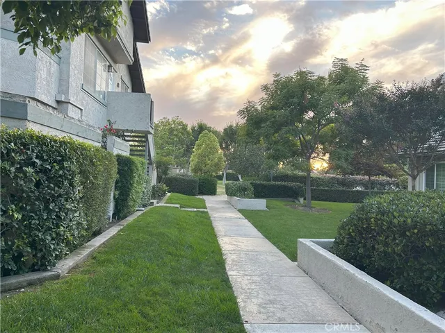 $3,200 | 22 Columbia, Irvine, CA 92612