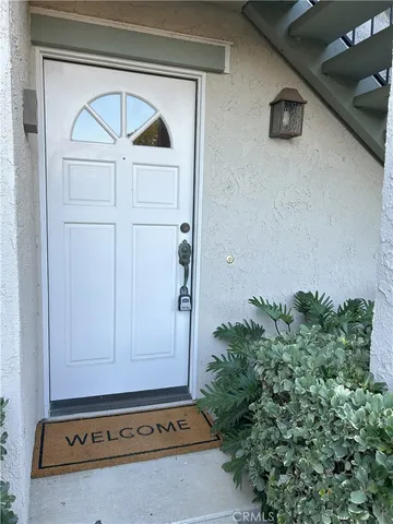 $3,200 | 22 Columbia, Irvine, CA 92612