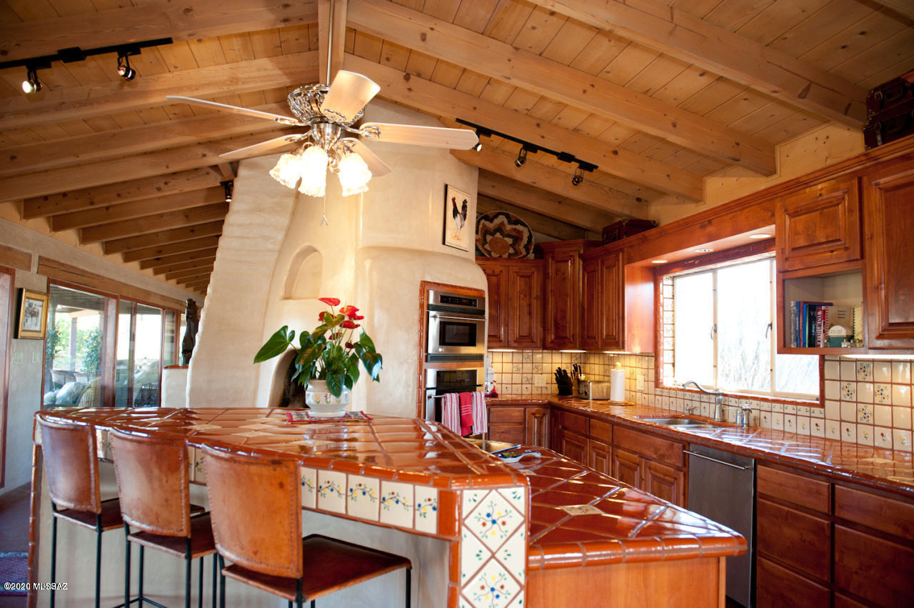 2820 North Cactus Flower Road Tucson, AZ 85749 - Photo 5 of 36
