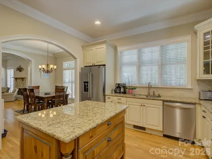 $998,000 | 3912 Lake Spring Cove Court, Denver, NC 28037