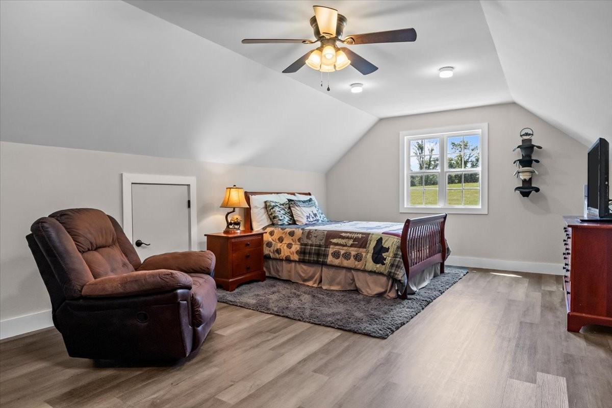 4251 Spring Valley Road Cumberland City, TN 37050 - Photo 33 of 67