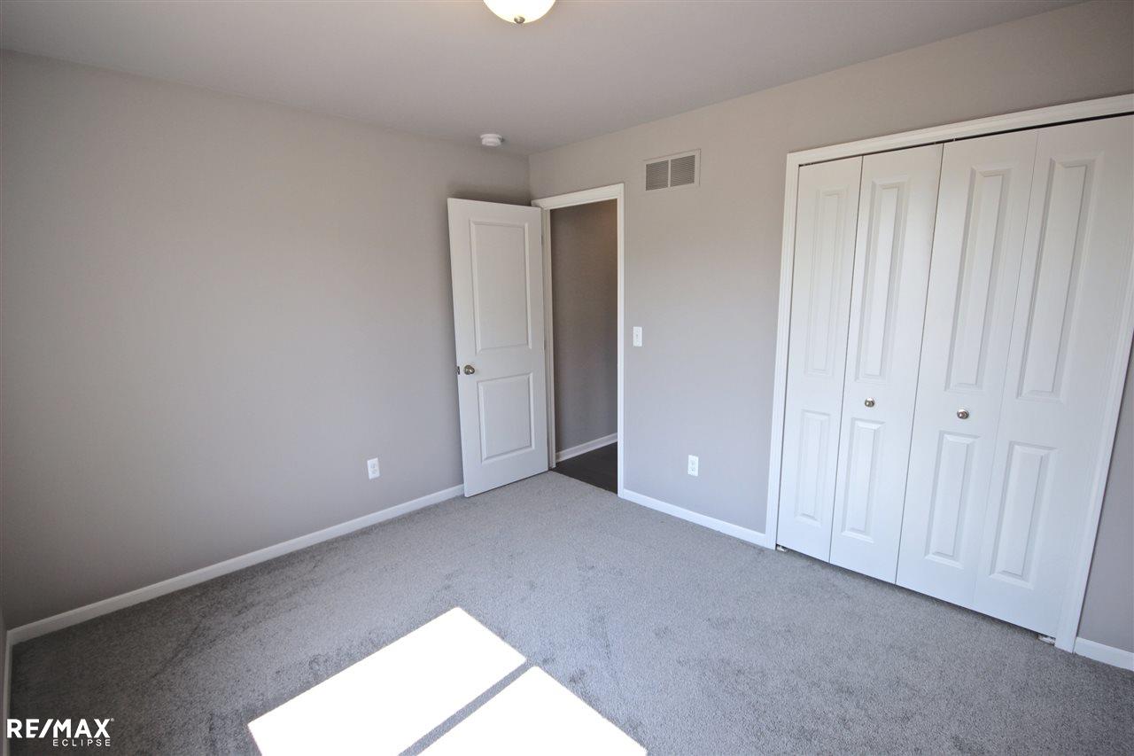 33476 Klein Road Fraser, MI 48026 - Photo 19 of 22 31366833-18.JPG