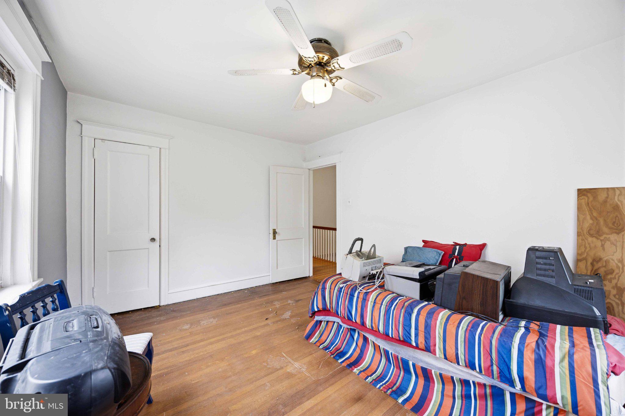 378 Church Road Elkins Park, PA 19027 - Photo 19 of 29 Spacious room with natural light.