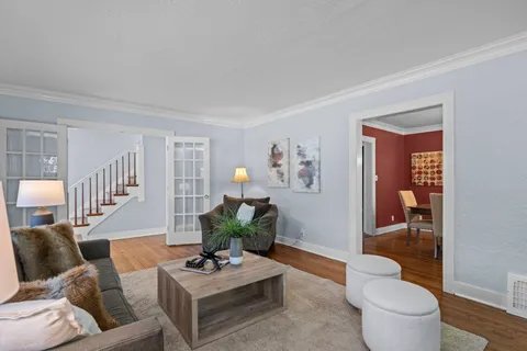 $779,000 | 331 East Russell Street, Barrington, IL 60010
