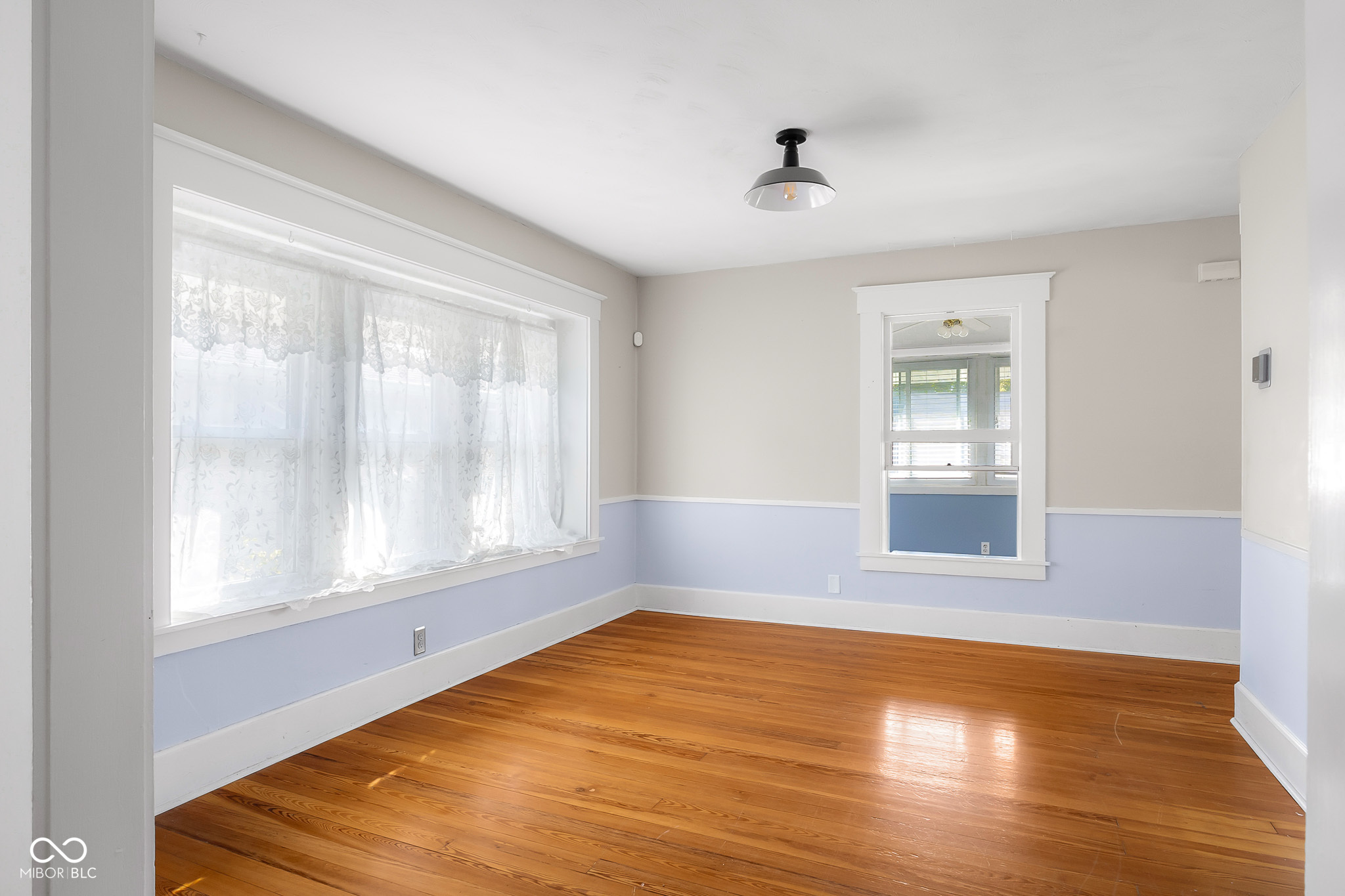 2118 Maple Street Columbus, IN 47201 - Photo 11 of 48 Gallery Image 11