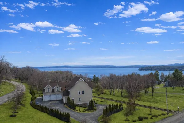 $750,000 | 29 Campbell Road, Newport, VT 05855