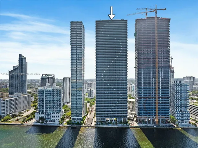 $6,900 | 700 Northeast 24th Street, Unit 4504, Miami, FL 33137