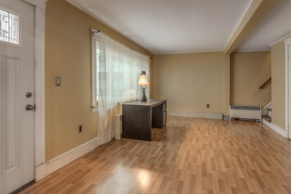 4 Newman Place Somerville, MA 02145 - Photo 5 of 30