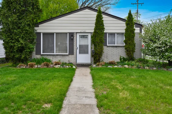 $229,000 | 27463 Delton Street, Madison Heights, MI 48071