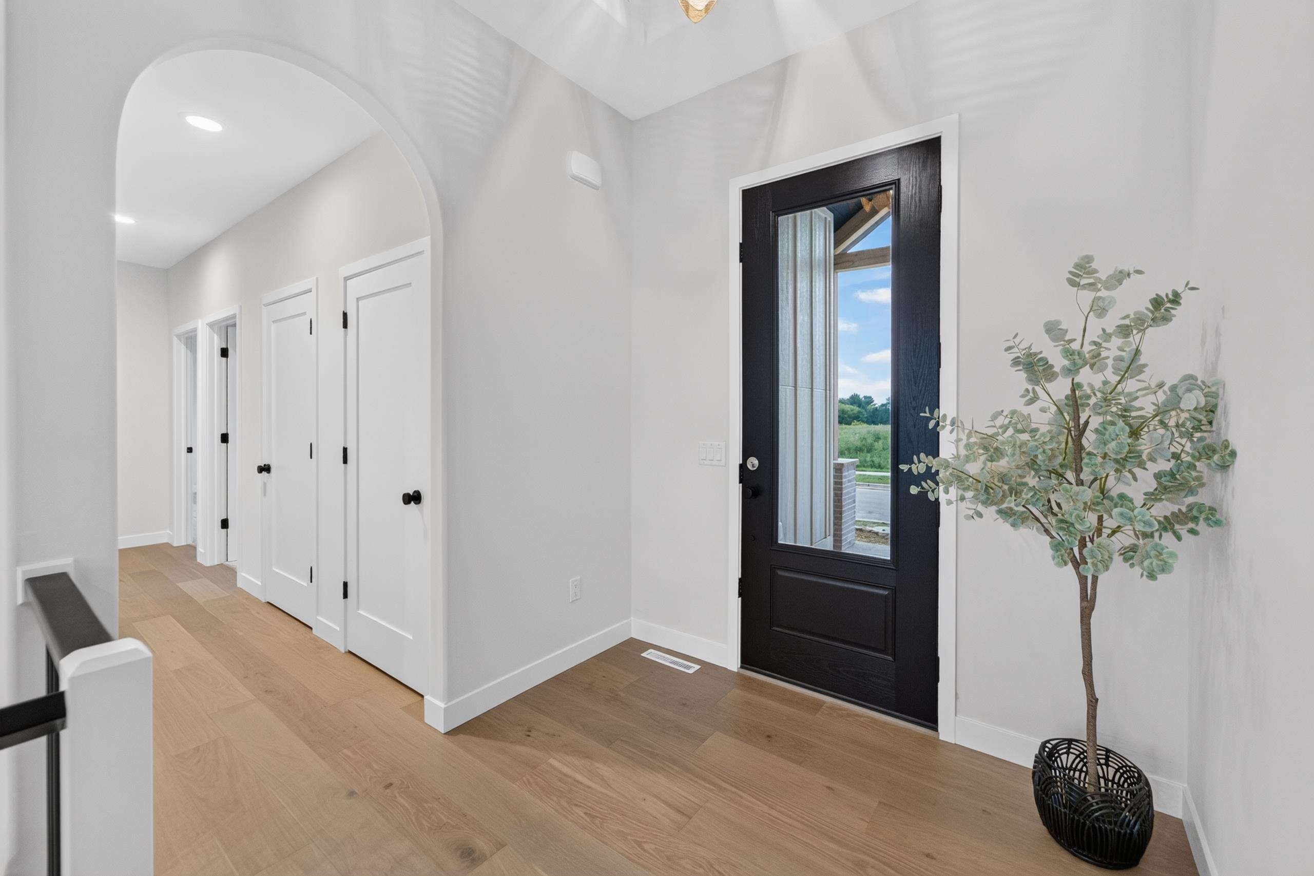 636 Rustic Rise Way Verona, WI 53593 - Photo 3 of 44 Gallery Image 3