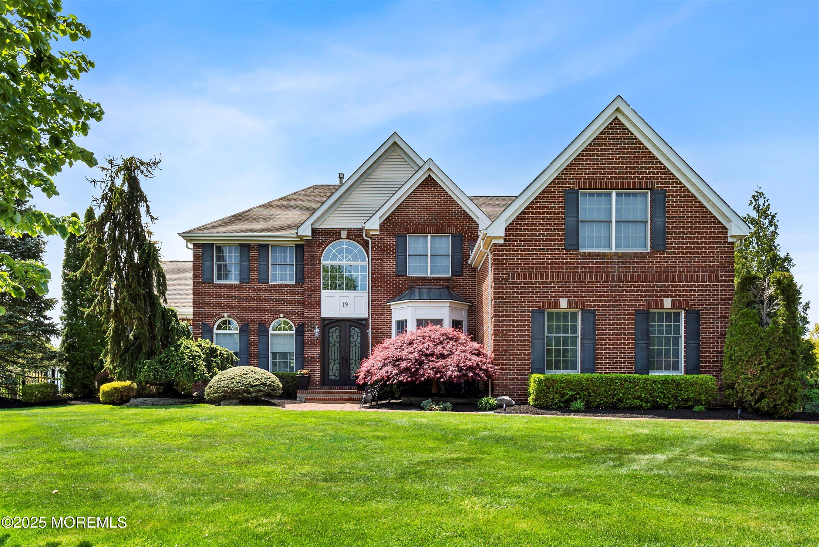 19 Gallant Fox Road Tinton Falls, NJ 07724 - Photo 1 of 91 01-Front `
