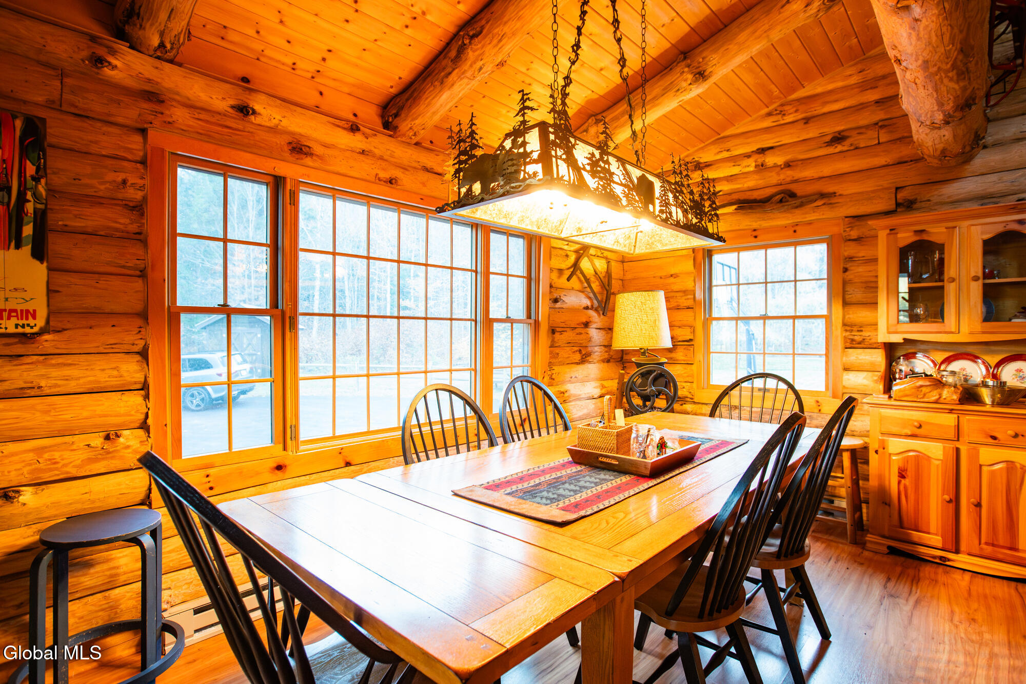 189 Barton Mines Road Johnsburg, NY 12856 - Photo 6 of 69 Dining area