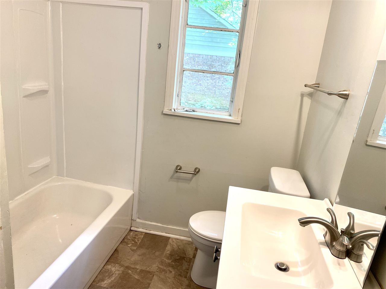 549 Naples Road Jackson, MS 39206 - Photo 8 of 16 Photo 8
