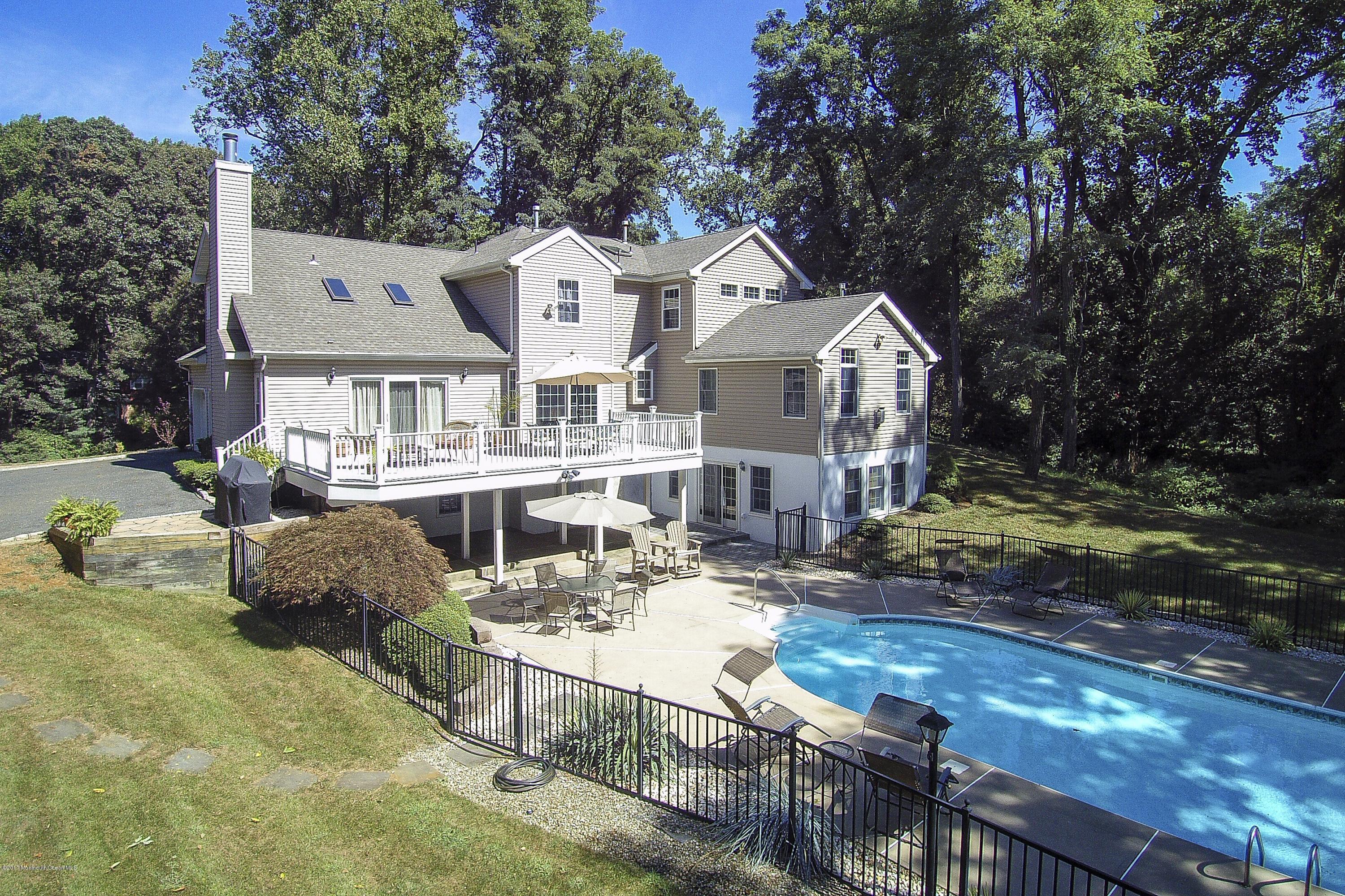 28 Ramsey Road Middletown, NJ 07748 - Photo 33 of 34 Back of house