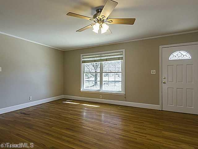 1719 Turner Road Mebane, NC 27302 - Photo 4 of 16 Living Room.