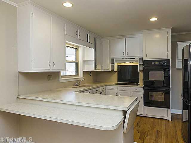 1719 Turner Road Mebane, NC 27302 - Photo 6 of 16 Kitchen.