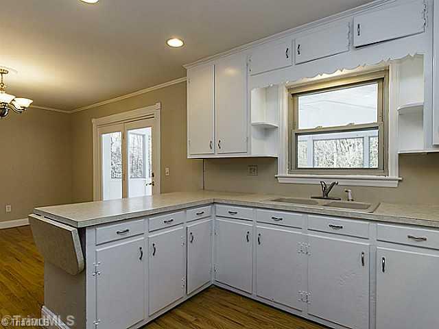 1719 Turner Road Mebane, NC 27302 - Photo 8 of 16 Kitchen.