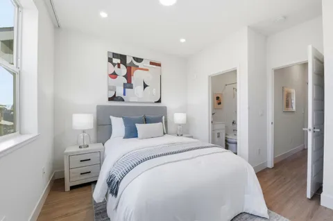 $1,220,000 | 921 Mountain Ash Terrace, Unit 4, Sunnyvale, CA 94086