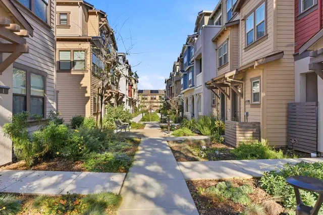 $1,220,000 | 921 Mountain Ash Terrace, Unit 4, Sunnyvale, CA 94086