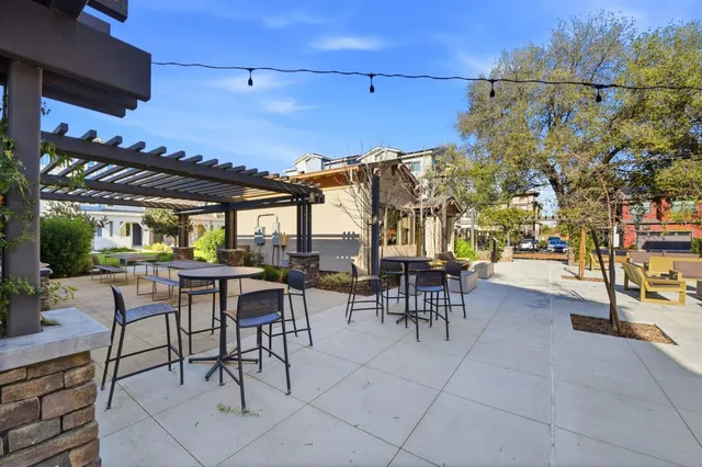 $1,220,000 | 921 Mountain Ash Terrace, Unit 4, Sunnyvale, CA 94086