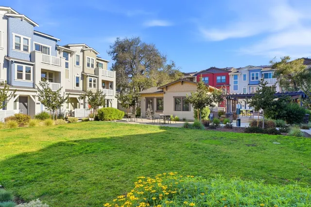 $999,000 | 921 Mountain Ash Terrace, Unit 4, Sunnyvale, CA 94086